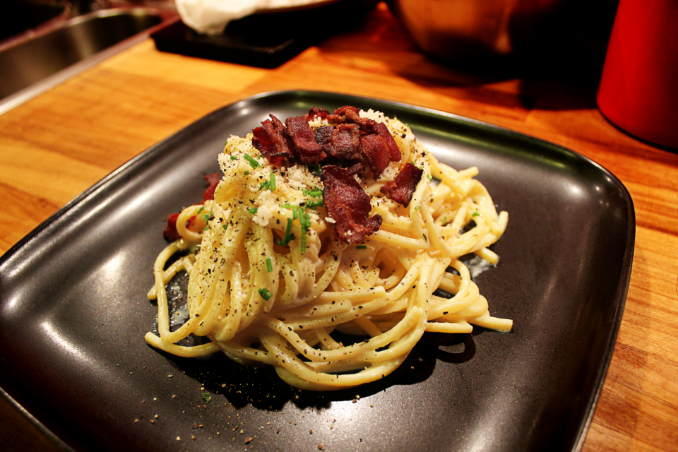 A futuristic pasta alla carbonara