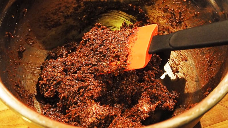Preparation for Swedish chocolate balls
