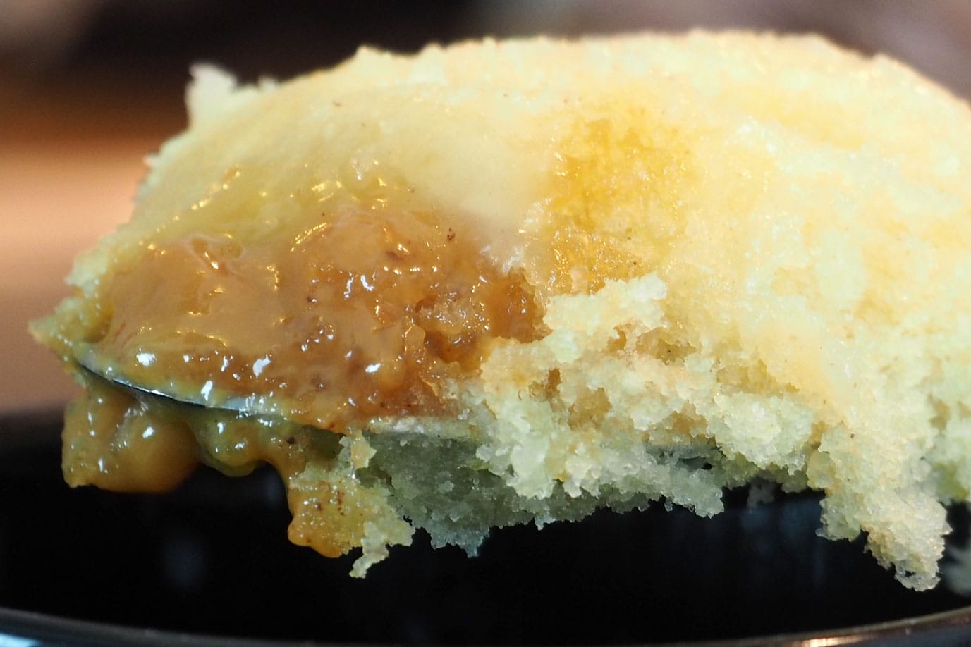 apple dulce de leche mugcake