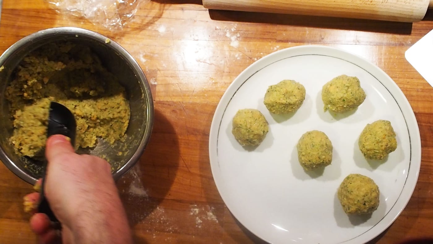 Preparing falafels